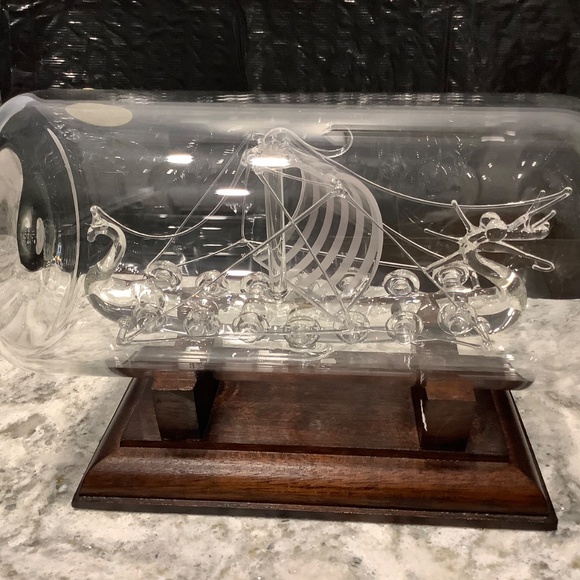 Hand Blown Mayflower Glass Collection Ship in a Bottle Viking Longship - Picture 7 of 7